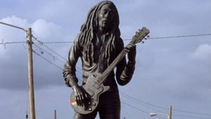 statues_marley